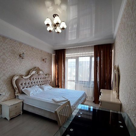 Elite Apartment In Street Mederova 50 Bishkek Luaran gambar