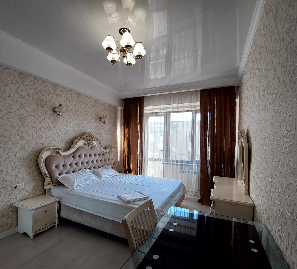 Elite Apartment In Street Mederova 50 Bishkek Luaran gambar