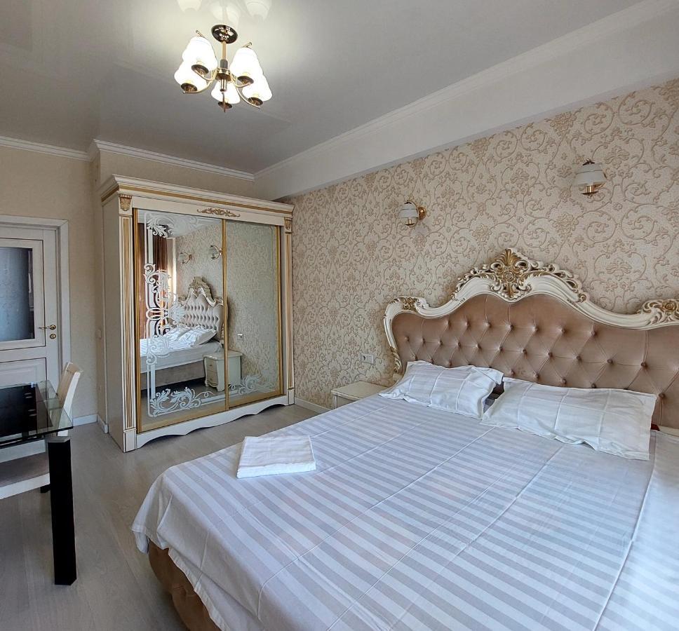 Elite Apartment In Street Mederova 50 Bishkek Luaran gambar